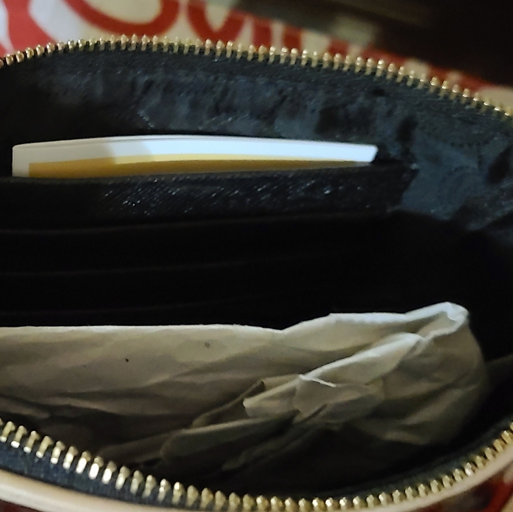 Michael Kors Clutch NWOT - Picture 2 of 8
